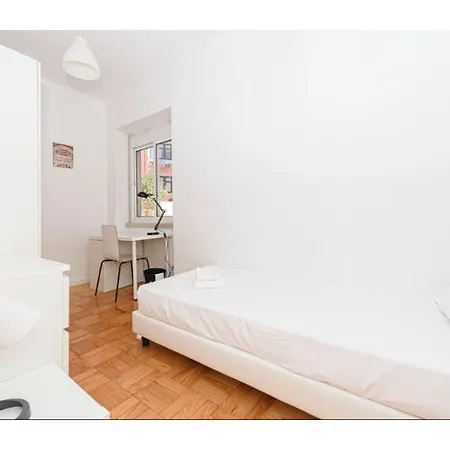 Houze Comfortable In Laranjeiras Lizbona